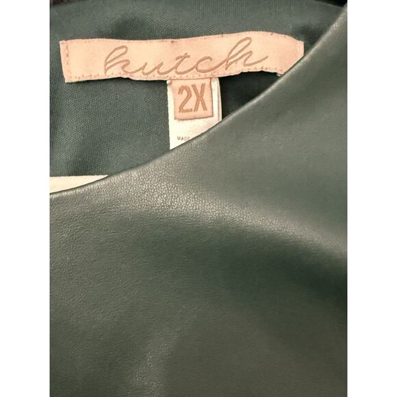 Hutch Vegan Leather Feather Fringe Green Tank Top Size 2X - Picture 8 of 9